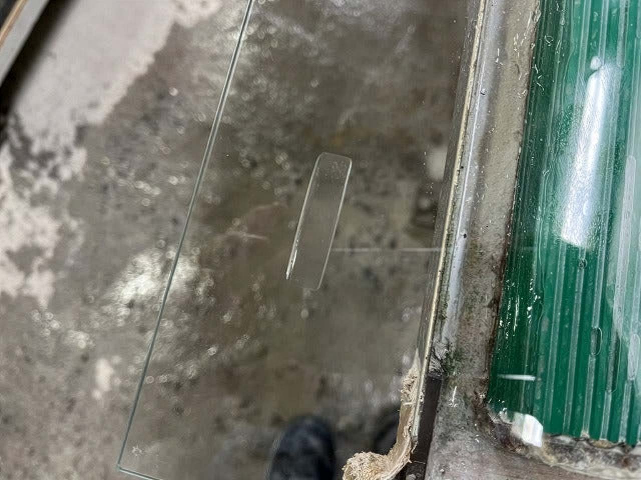 引手加工「船底彫り」